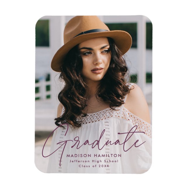Magnet Flexible Diplômé Moderne Purple Script Photo Graduation (Vertical)