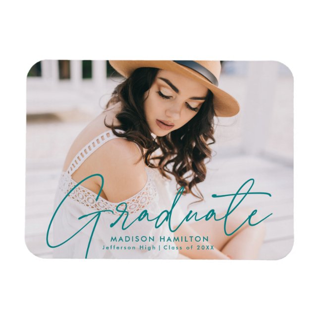 Magnet Flexible Diplômé Moderne Turquoise Script Photo Graduation (Horizontal)