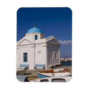 Magnet Flexible Eglise blanche sur la plage près de la mer Egée 