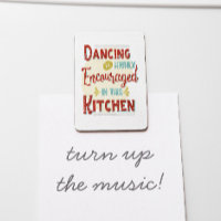 La Danse Est Très Encouragée Dans Cette Cuisine
