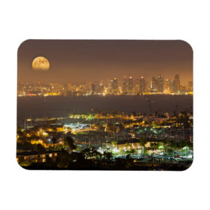 Magnet Flexible Lever de lune sur la ligne d'horizon de San Diego