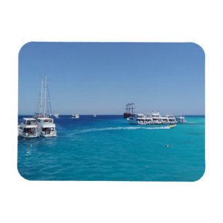 Magnet Flexible Parking de yacht avec touristes près de White Isla