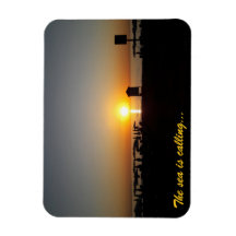 Silhouette de coucher de soleil d'été côtier