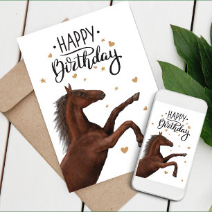 Magnifique cheval brun élevant carte d'anniversair
