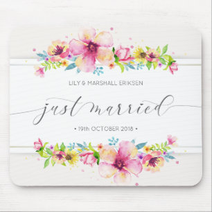 Magnifique mariage juste célébré   Tapis de souris