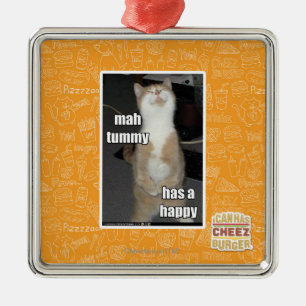 Mah tummy has a happy metal ornament