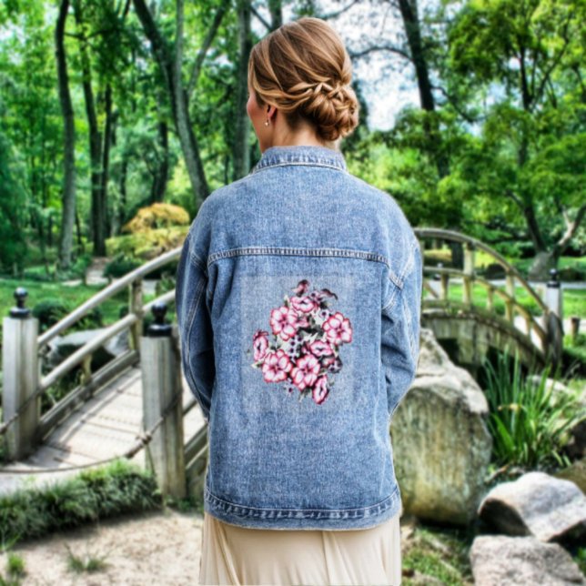 Mai Bloom-II (Wear this May Bloom-II Denim Jacket, to dress up your semi-casual look!)