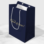 Maid of Honour Modern Proposal Medium Gift Bag<br><div class="desc">"Will You Be My Maid of Honour?" Modern Proposal Gift Bag features title "Will You Be My Maid of Honour?" in gold modern script font style on navy blue background. Please Note: The foil details are simulated in the artwork. No actual foil will be used in the making of this...</div>