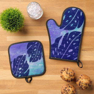 Maikai Hawaiian Monstera Leaf Tie-Dye Purple Oven Mitt & Pot Holder Set