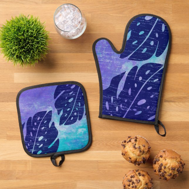 Maikai Hawaiian Monstera Leaf Tie-Dye Purple Oven Mitt & Pot Holder Set (Top Down)
