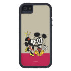 Main Mickey Shorts | Minnie Kissing Mickey