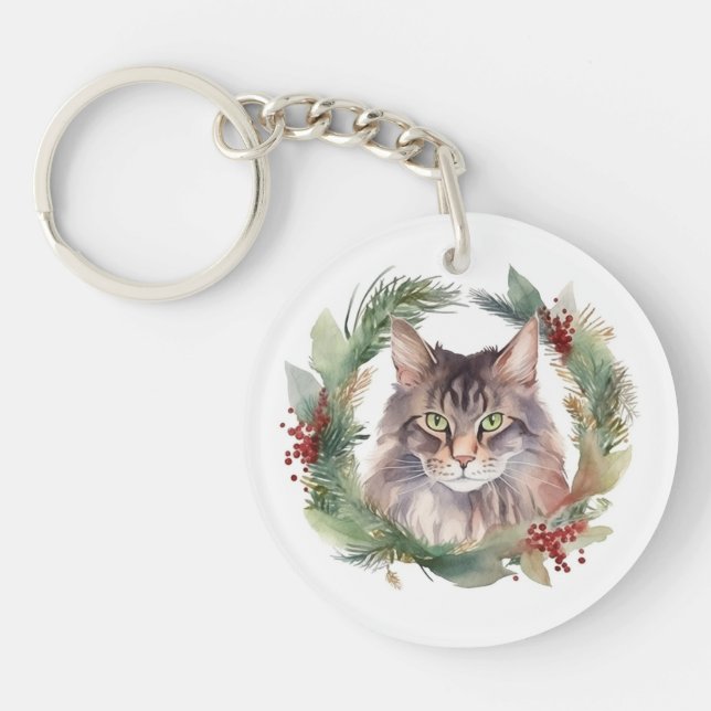 Maine Coon Cat Christmas Wreath Festive Kitten Keychain (Front)