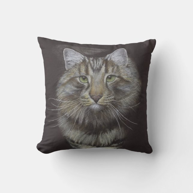 Maine Coon Cat Throw Pillow (Front)