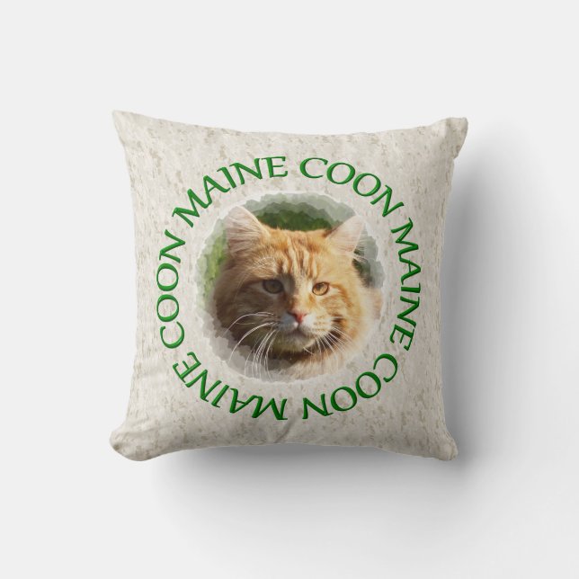 maine coon throw pillow (Front)
