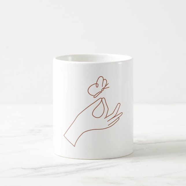 Mains magiques avec Mug de café papillon (Centre)