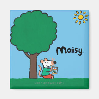 Maisy Reads Her Library Book Outside Magnet