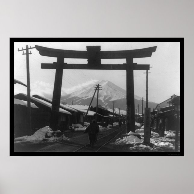 Majestic Mt. Fuji, Japan 1909 Poster (Front)