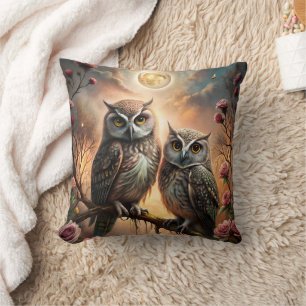 Majestic Owl Design Throw Pillow