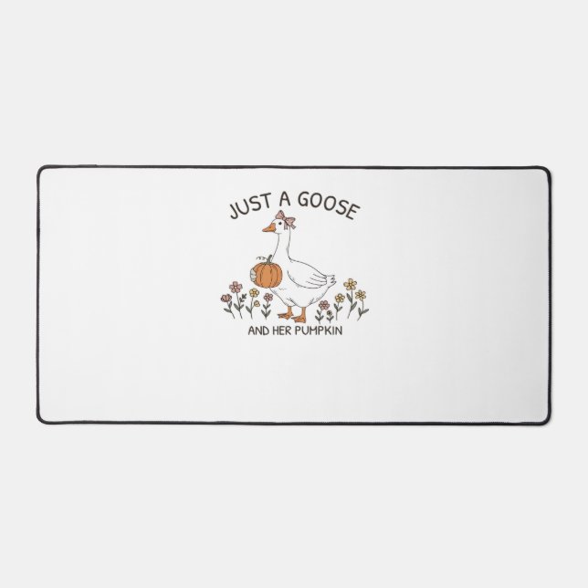 Majestic Turkey Spectacle Art Classic T-Shirt Desk Mat (Front)
