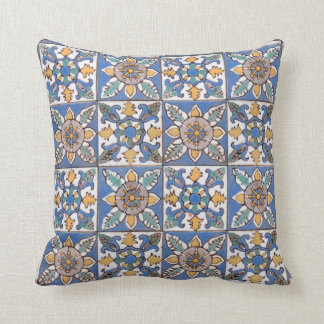 Majolica Pattern Handmade Cream-Coloured Wall Throw Pillow
