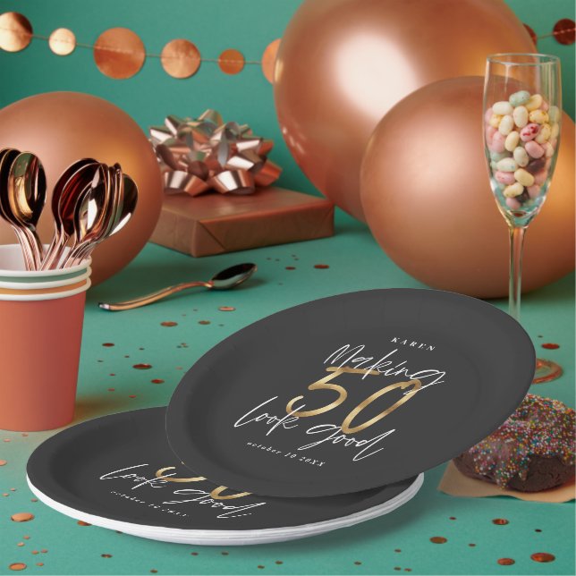 Making 50 look good gold Birthday party Paper Plate (Multi)