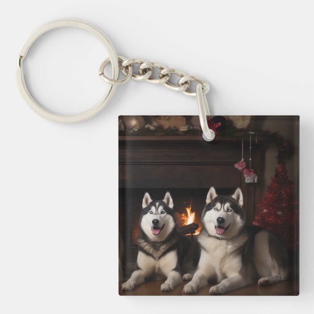 Malamute en Alaska près de la cheminée Noël (Devant)