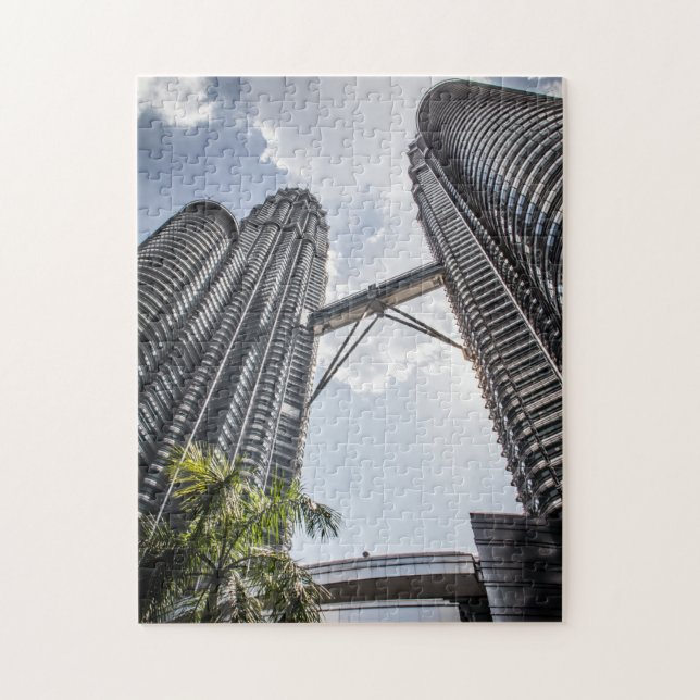 Malaysia kuala Lumpa Petronas Towers. Jigsaw Puzzle (Vertical)