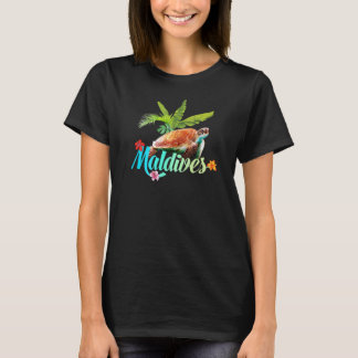 Maldives Sea Turtle Hibiscus Island Gift Beach Sou T-Shirt