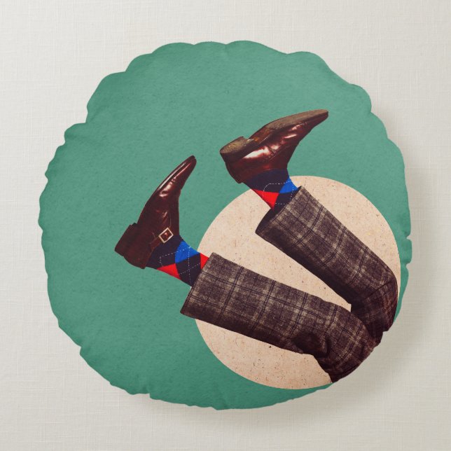 Male legs stacking in round on pastel geometrical  round pillow (Front)