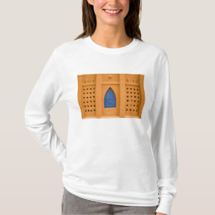 Mali, Segou. Traditional mud brick building T-Shirt