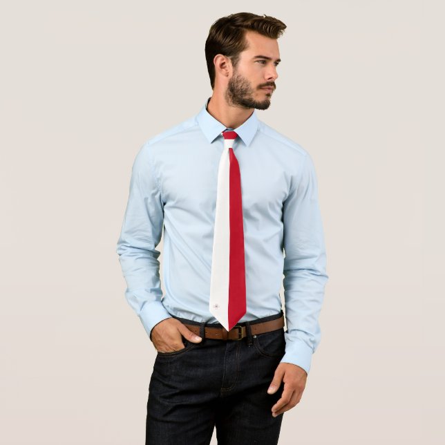 Malta flag tie (In Situ)