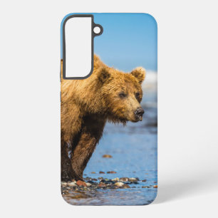 Mama bear watching her two kids samsung galaxy case