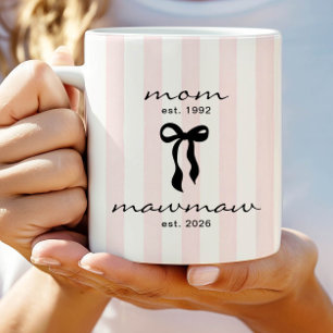 Maman à Mémé Tasse avec un nœud