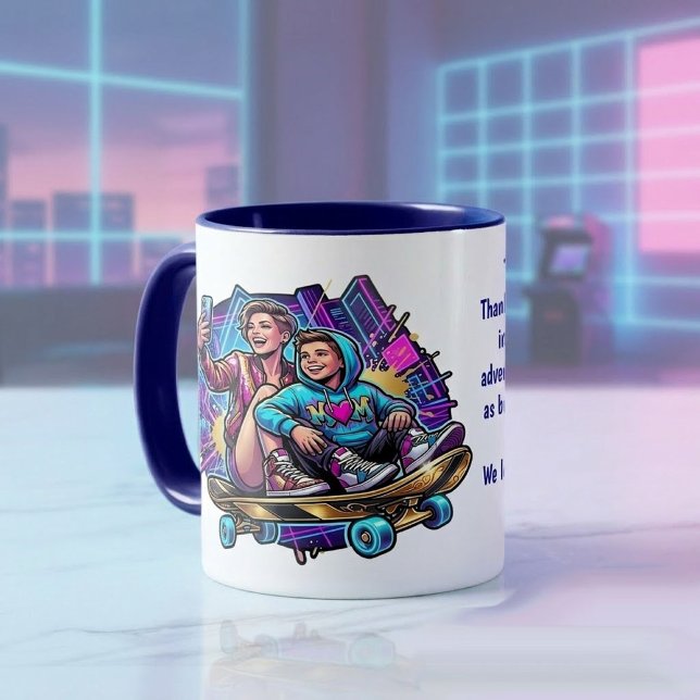Maman et Fils : Mug Personnalisé Neon Drive (Créateur téléchargé)