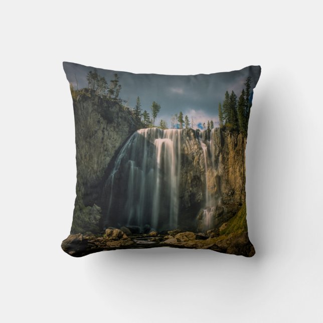 Mammatocumulus clouds at sunset throw pillow (Front)