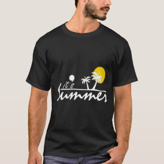 man simple summer t-shirt