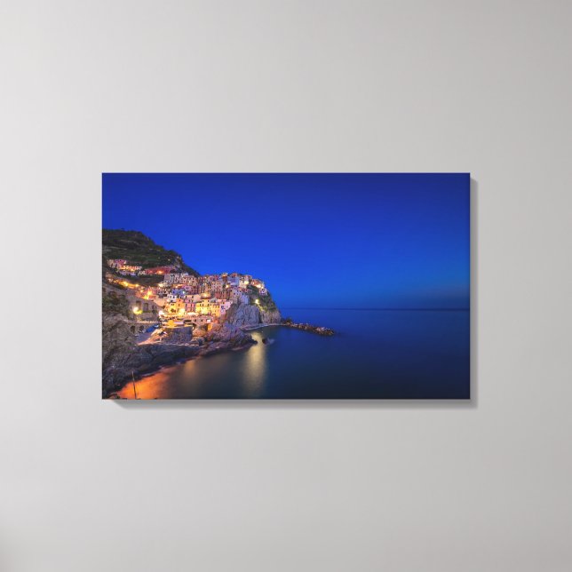 Manarola town in the Cinque Terre in the evening Canvas Print (Front)