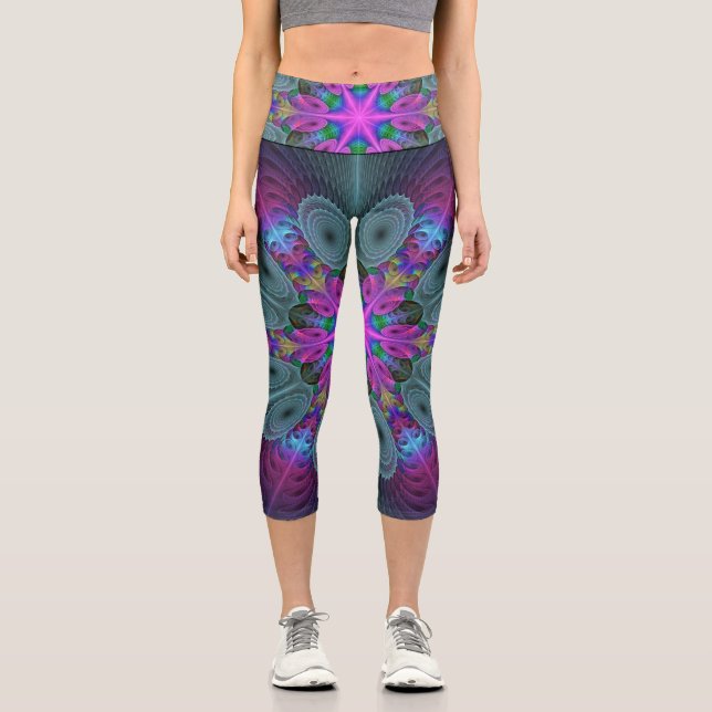 Mandala From Centre Colourful Fractal Art With Pin Capri Leggings (Front)