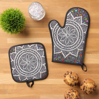 Mandala Mosaic 2025 Oven Mitt & Pot Holder Set