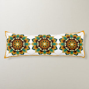 Mandala Motif 02 en coussin corporel jaune et bron
