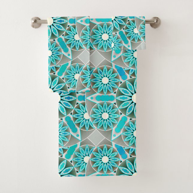 Mandala Motif, Turquoise, gris argenté et blanc (En situation)
