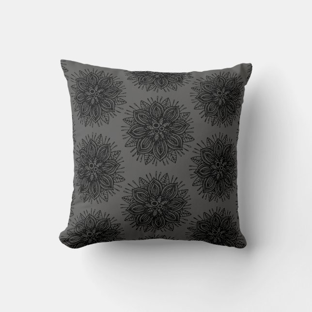 Mandala Ornament Pattern Throw Pillow (Front)