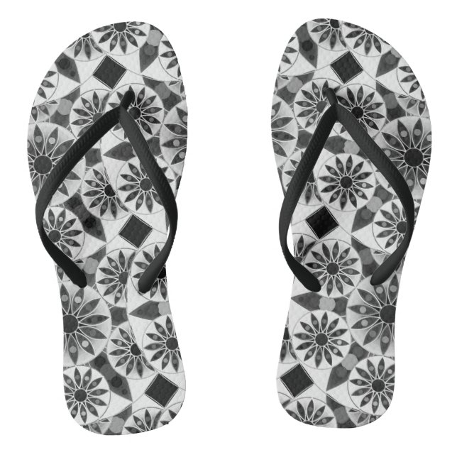 Mandala pattern , black, white and grey / grey flip flops (Footbed)