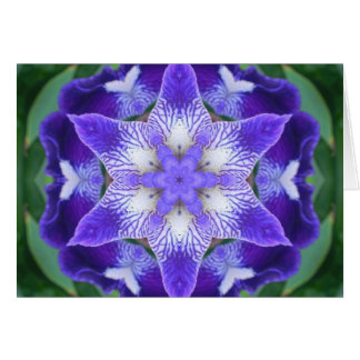 Mandala pourpre de fleur