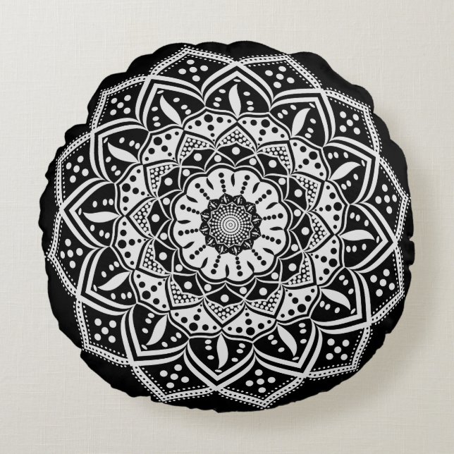 Mandala Round Pillow (Front)