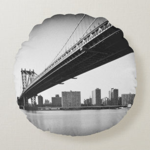 Manhattan Bridge and skyline, New York, US. Round Pillow