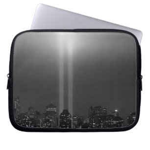 Manhattan skyline with 9/11, New York City Laptop Sleeve