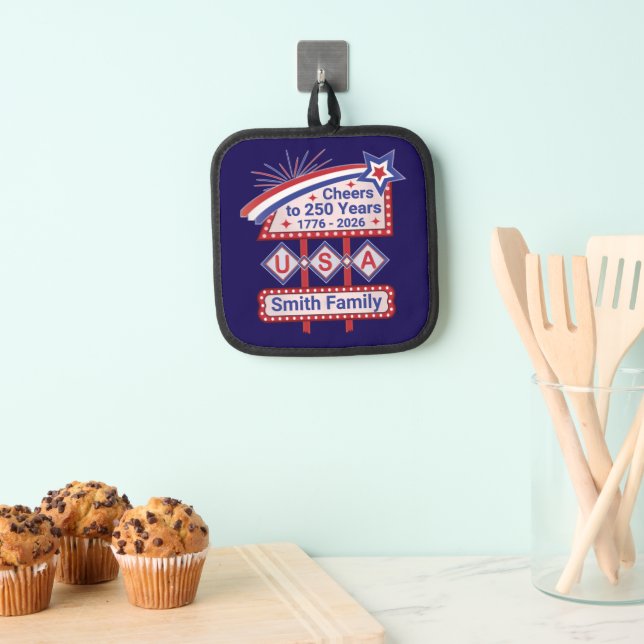 Manique Personalized USA 250–Patriotic Retro Marquee (In situ (suspendu))