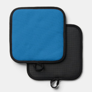 Manique un arrière - plan bleu avec une horloge noire et b