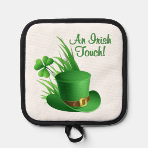 Manique Un chapeau de lutin à touche irlandaise dans l'her